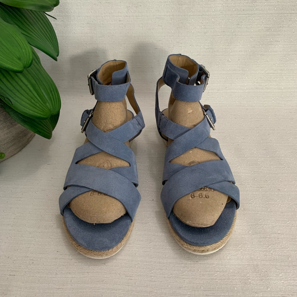 Mark Fisher Lalysse Light Blue Suede Leather Strappy Ankle Sandals Woman’s 8M